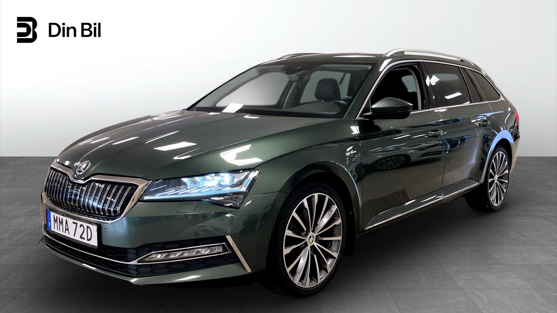 Škoda Superb iV Combi 1.4 TSI iV DSG Sekventiell, 218hk, 2021