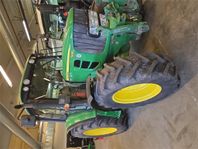John Deere 6230