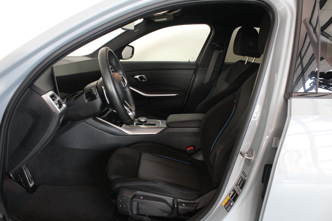 BMW 330e Touring Steptronic, 292hk, 2025