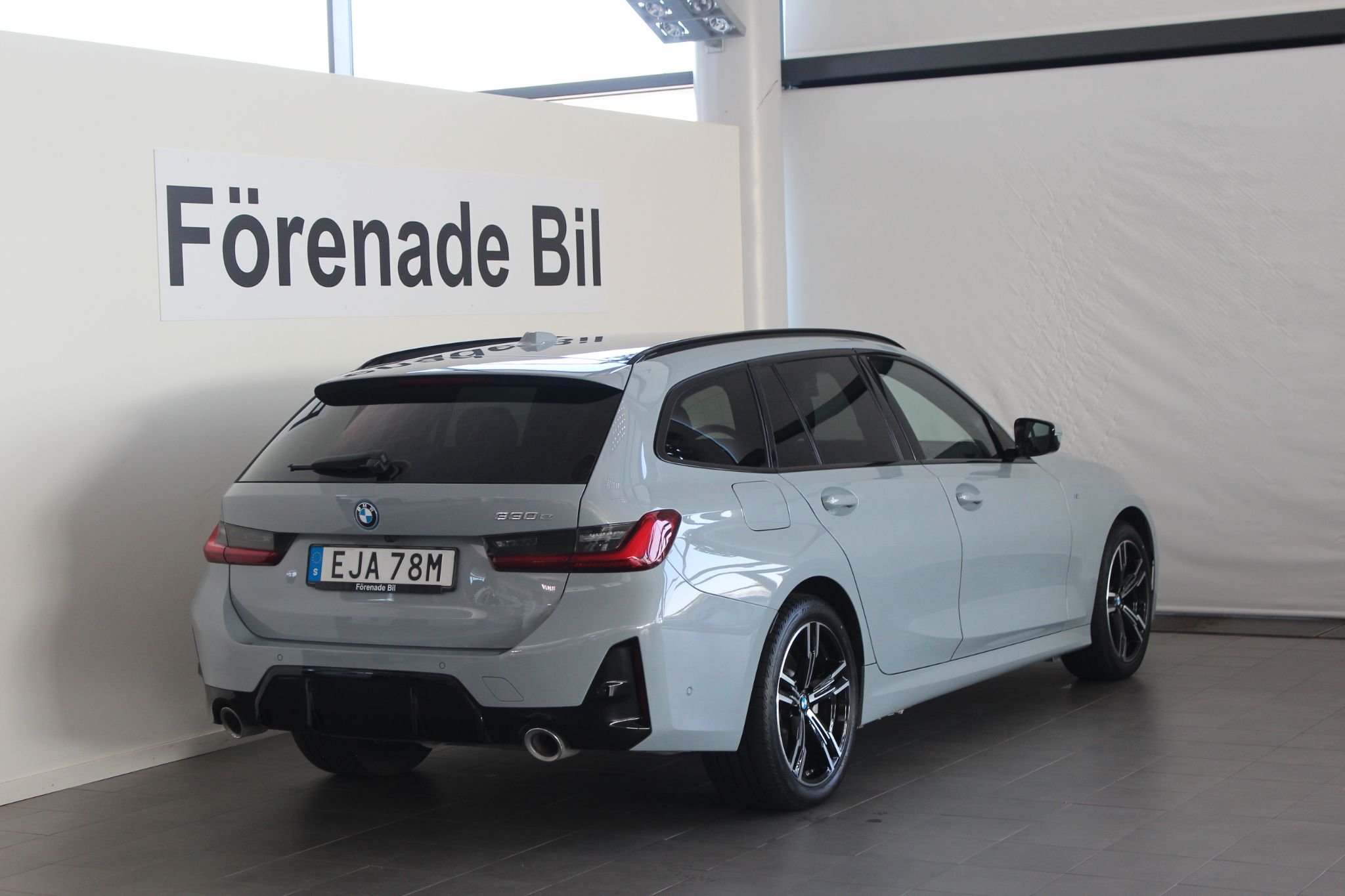 BMW 330e Touring Steptronic, 292hk, 2025