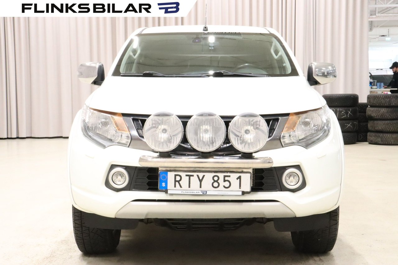 Mitsubishi L200 Club Cab 2.4 DI-D MIVEC SS-4WD-II Manuell, 181hk, 2019