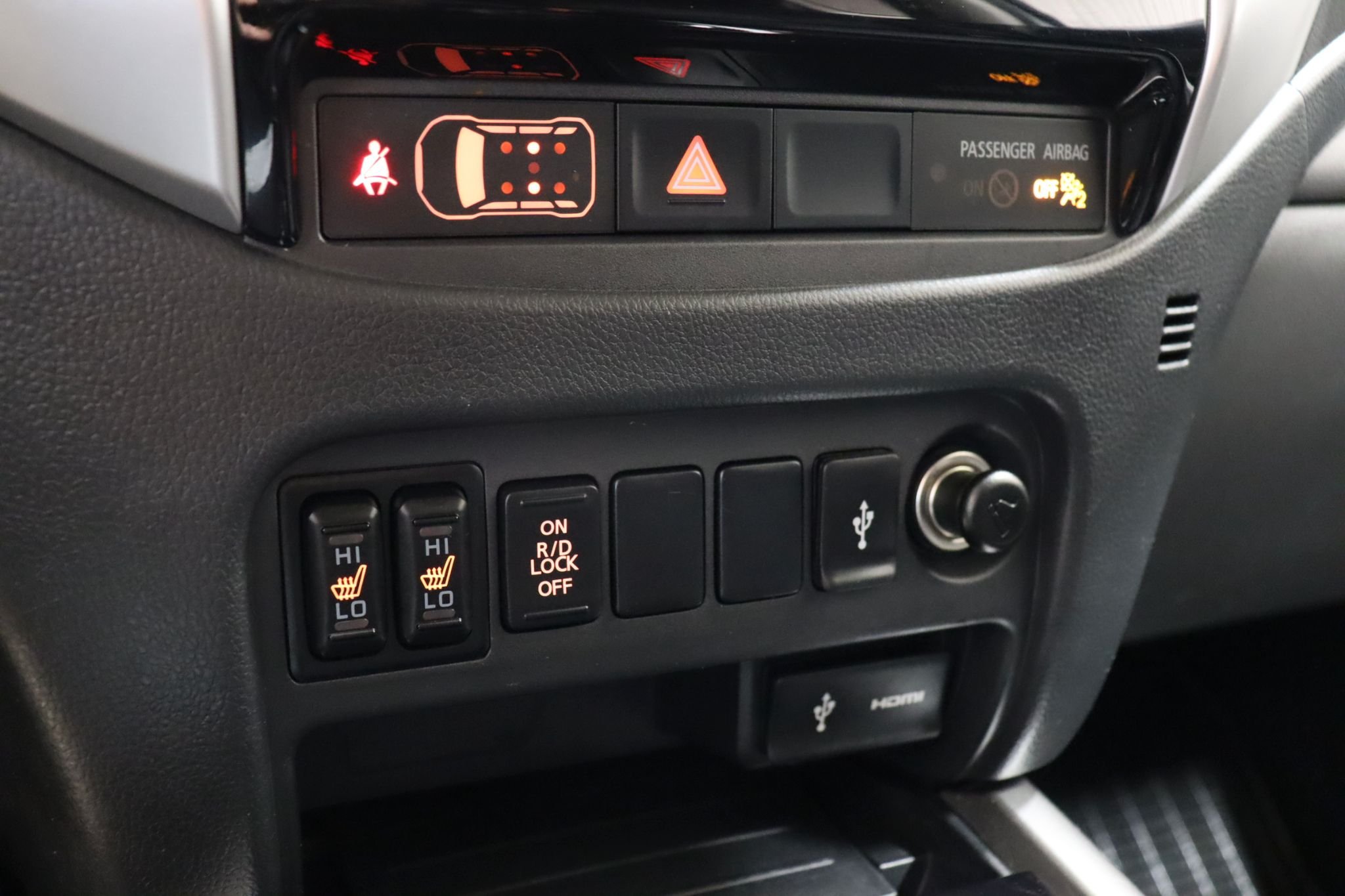 Mitsubishi L200 Club Cab 2.4 DI-D MIVEC SS-4WD-II Manuell, 181hk, 2019