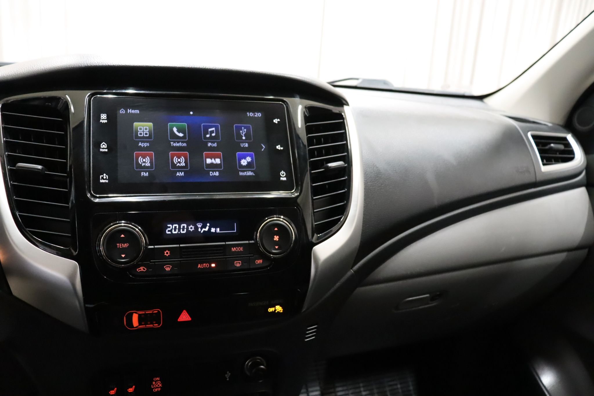 Mitsubishi L200 Club Cab 2.4 DI-D MIVEC SS-4WD-II Manuell, 181hk, 2019