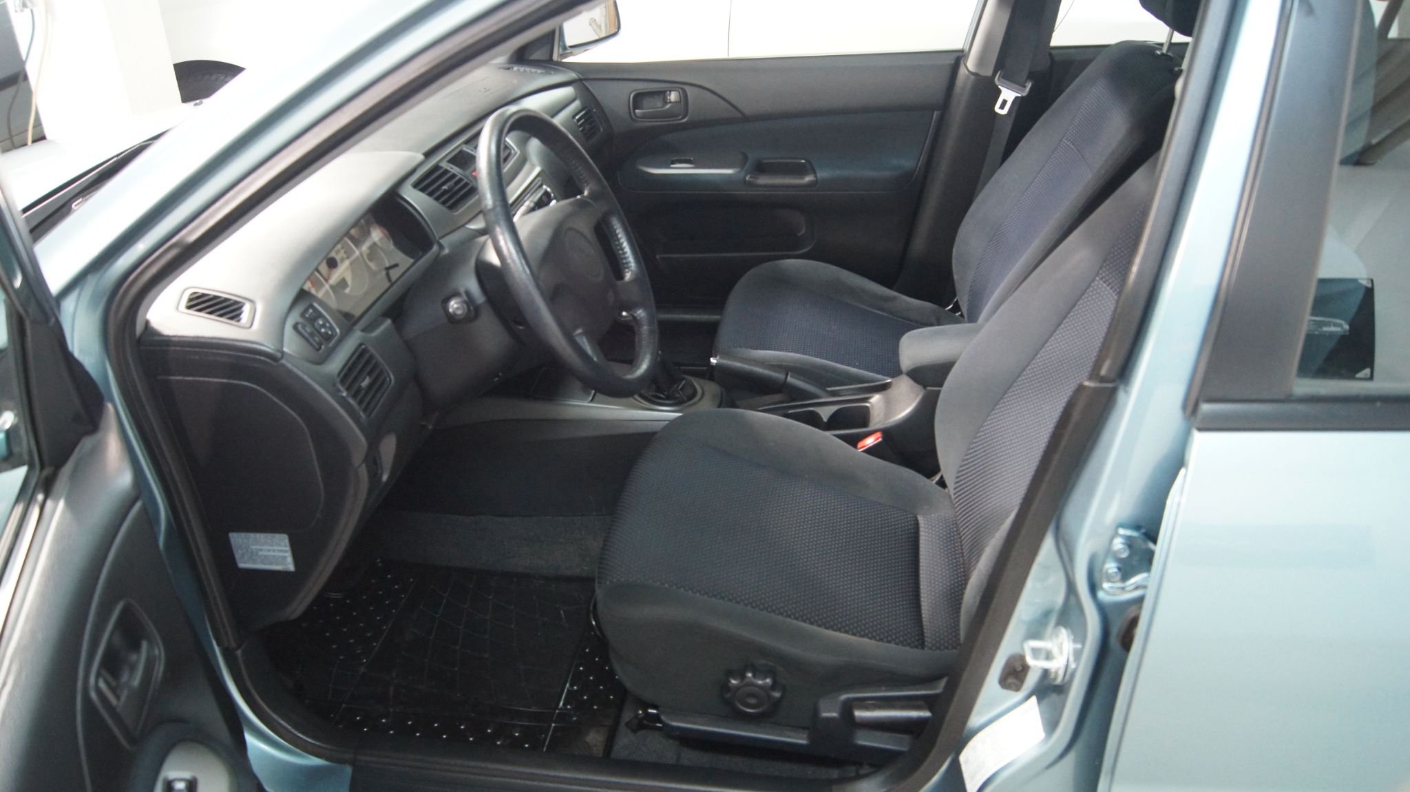 Mitsubishi Lancer Station Wagon 1.6 Manuell, 5-trinn, 98hk, 2006