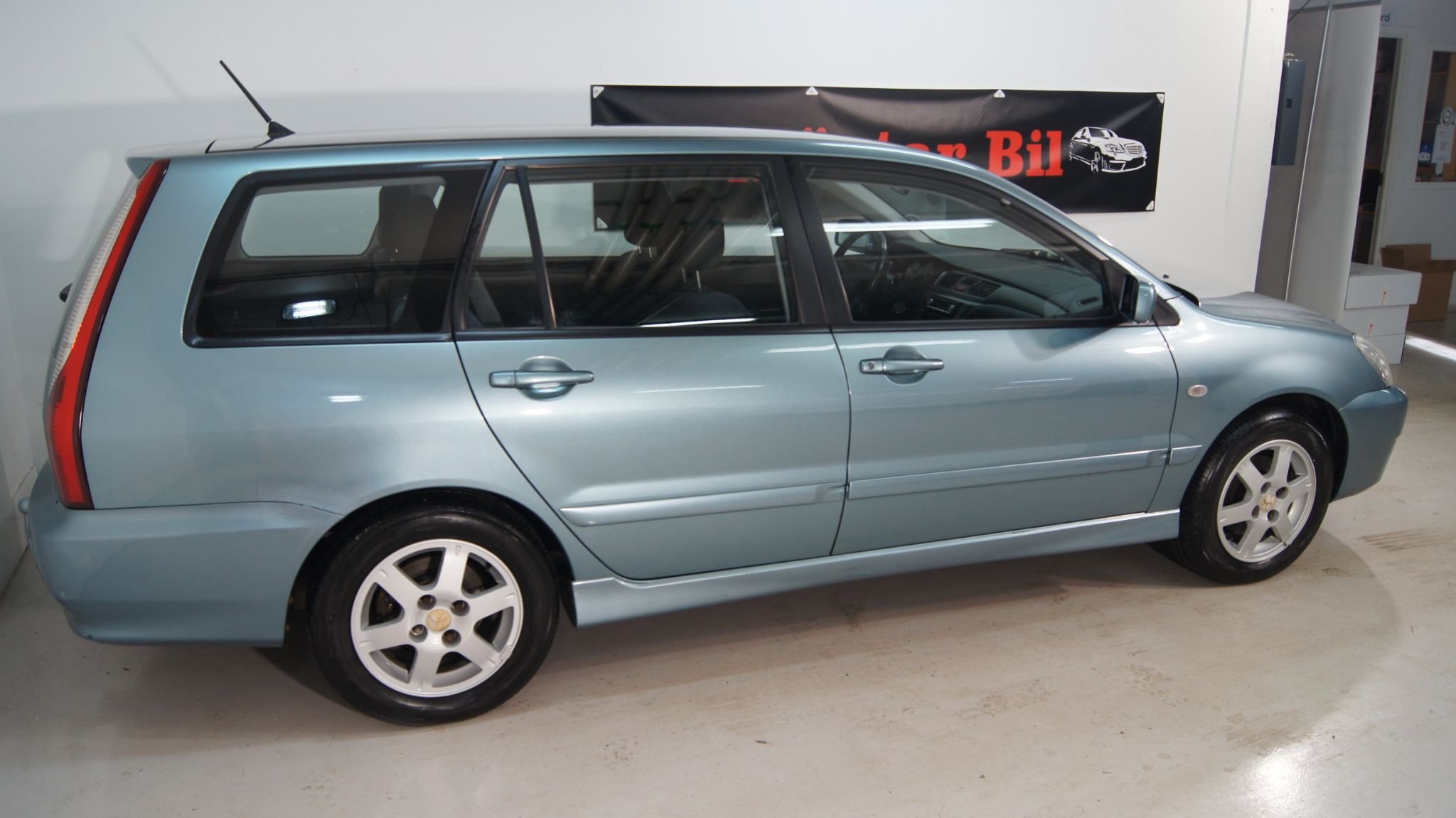 Mitsubishi Lancer Station Wagon 1.6 Manuell, 5-trinn, 98hk, 2006