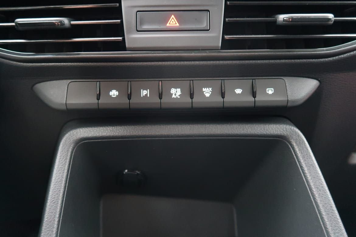 Ford Grand Transit Connect 2.0 EcoBlue Powershift, 122hk, 2025