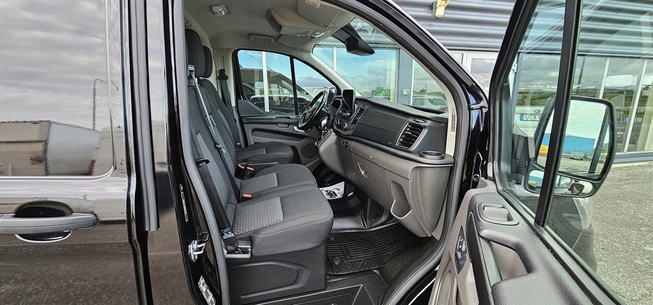 Ford Transit Custom 300 2.0 EcoBlue SelectShift, 130hk, 2022