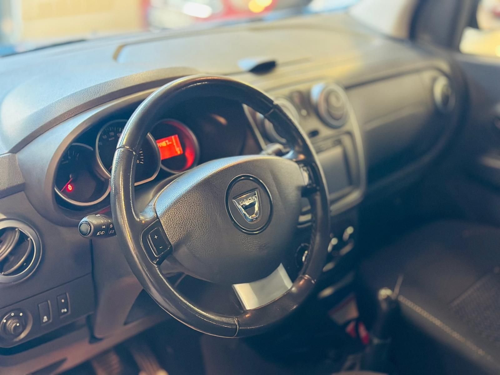 Dacia Lodgy Stepway 1.2 TCe Manuell, 5-trinn, 115hk, 2016