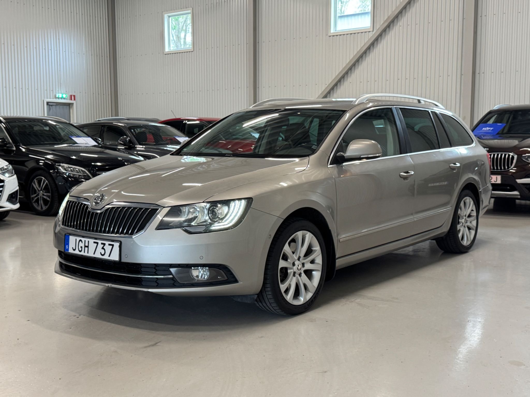 Škoda Superb Kombi 2.0 TDI 4x4 DSG Sekventiell, 170hk, 2014