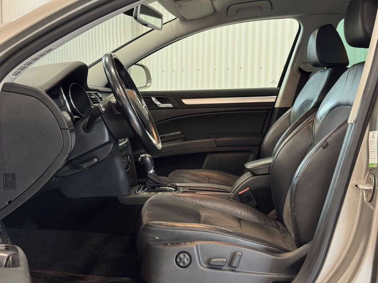 Škoda Superb Kombi 2.0 TDI 4x4 DSG Sekventiell, 170hk, 2014