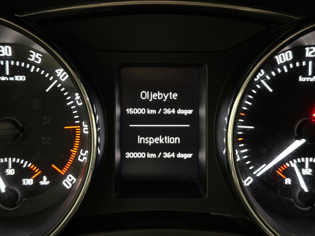 Škoda Superb Kombi 2.0 TDI 4x4 DSG Sekventiell, 170hk, 2014