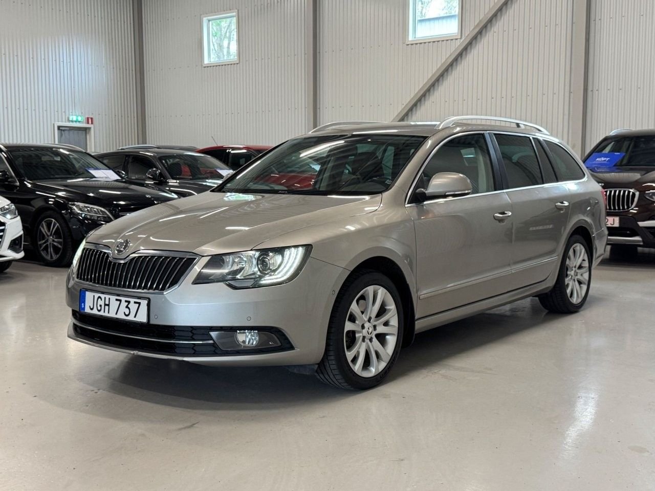 Škoda Superb Kombi 2.0 TDI 4x4 DSG Sekventiell, 170hk, 2014