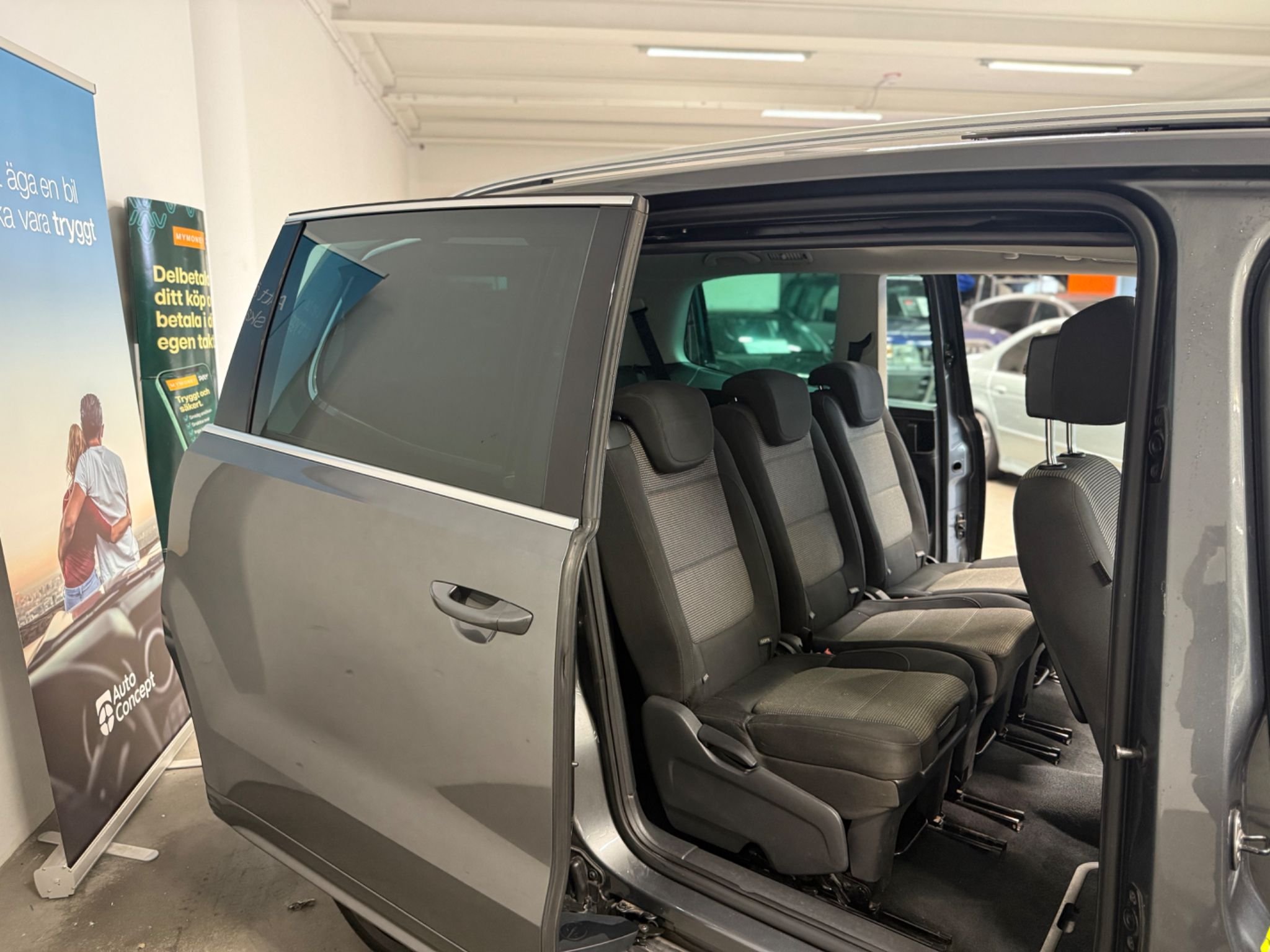 Volkswagen Sharan 7-seater 2.0 TDI DPF BMT DSG Sequential, 140hp, 2013