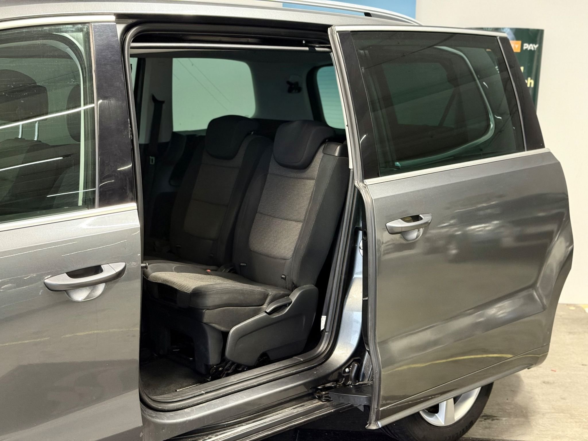 Volkswagen Sharan 7-seater 2.0 TDI DPF BMT DSG Sequential, 140hp, 2013