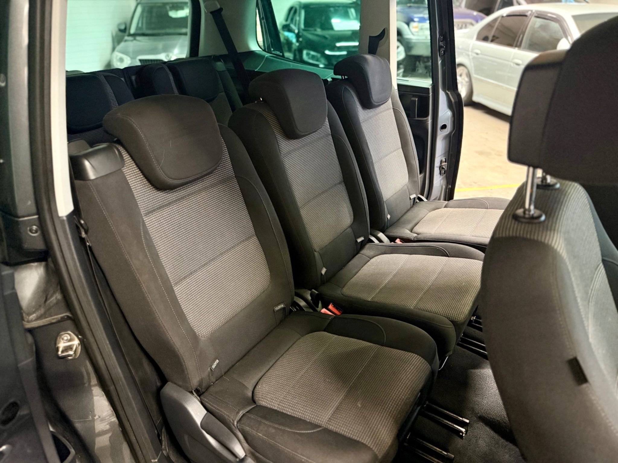 Volkswagen Sharan 7-seater 2.0 TDI DPF BMT DSG Sequential, 140hp, 2013