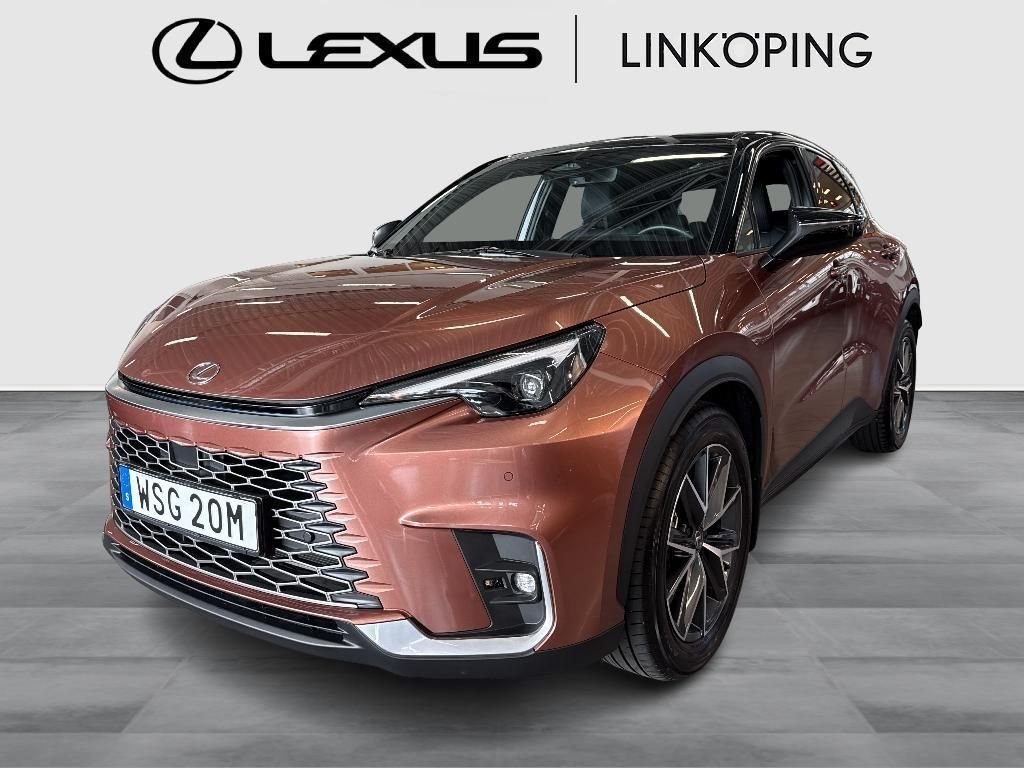 Lexus LBX 1.5 E-CVT, 136ps, 2024