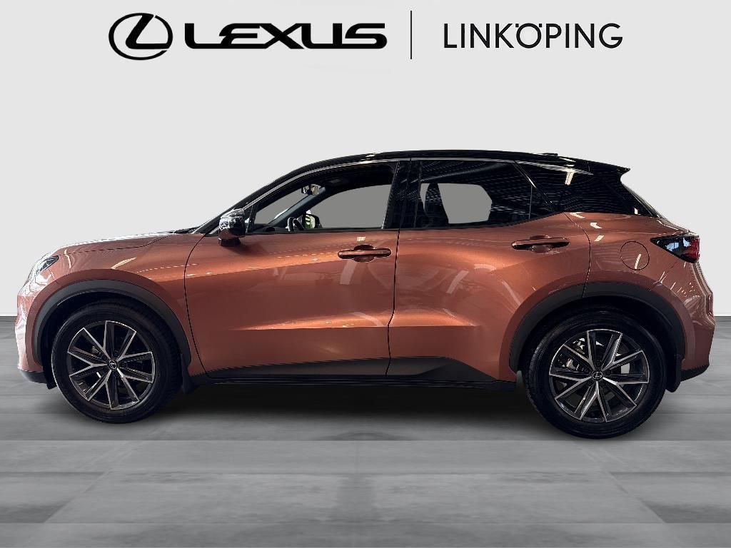 Lexus LBX 1.5 E-CVT, 136ps, 2024