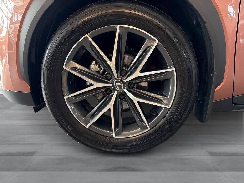 Lexus LBX 1.5 E-CVT, 136ps, 2024