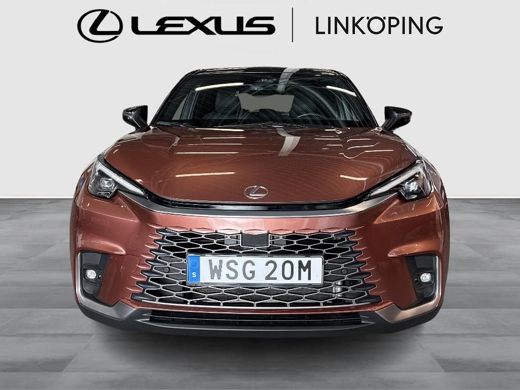 Lexus LBX 1.5 E-CVT, 136ps, 2024