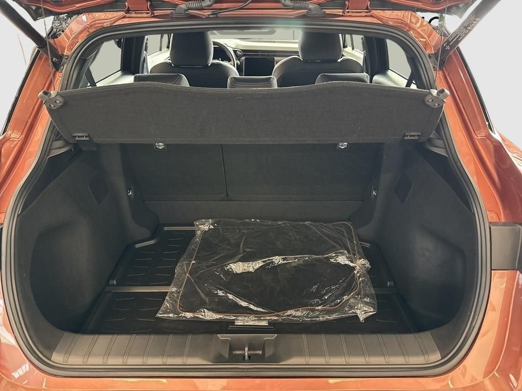Lexus LBX 1.5 E-CVT, 136ps, 2024