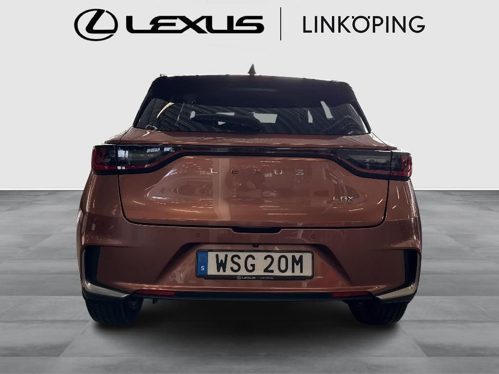 Lexus LBX 1.5 E-CVT, 136ps, 2024