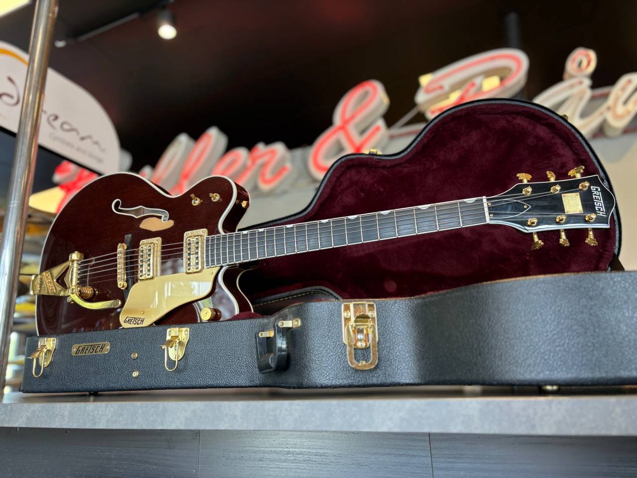 Gretsch Country Gentleman G61...