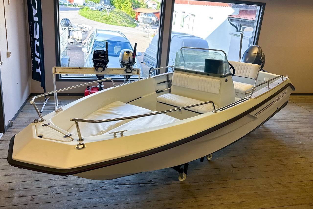 Elan GT 495 - Yamaha F50FETL