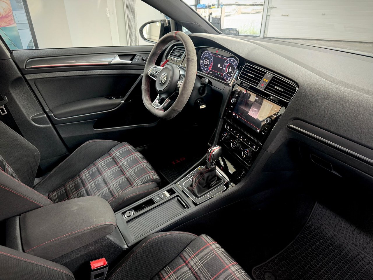 Volkswagen Golf 5-door GTI Performance 2.0 TSI BMT DSG sekvensiell, 7-trinn, 245ps, 2017