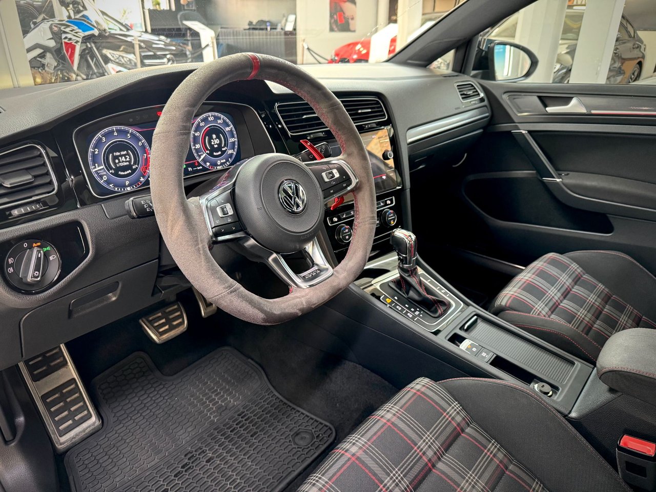 Volkswagen Golf 5-door GTI Performance 2.0 TSI BMT DSG sekvensiell, 7-trinn, 245ps, 2017