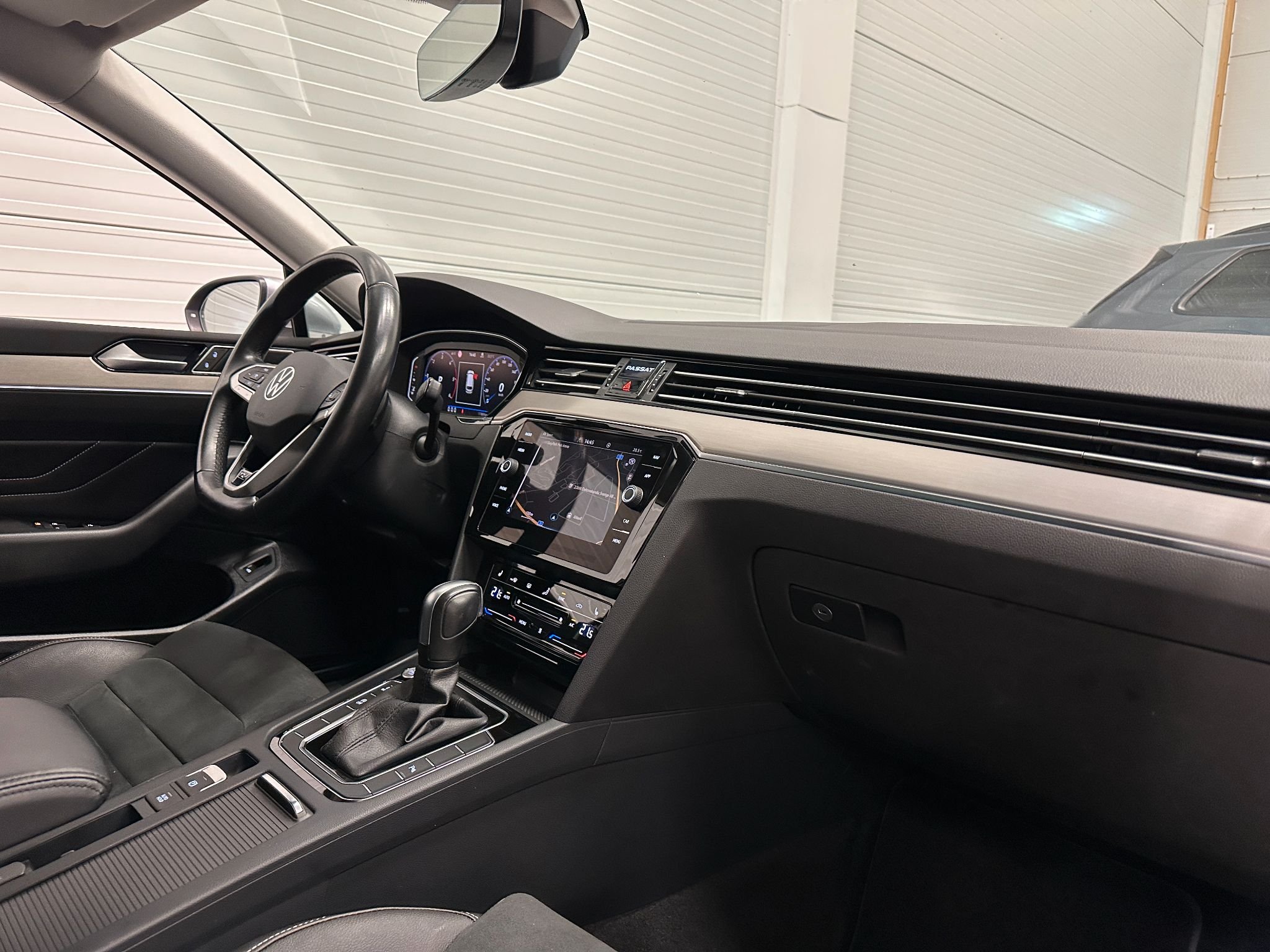 Volkswagen Passat Variant 2.0 TDI DPF SCR 4Motion DSG Sequential, 200hp, 2022