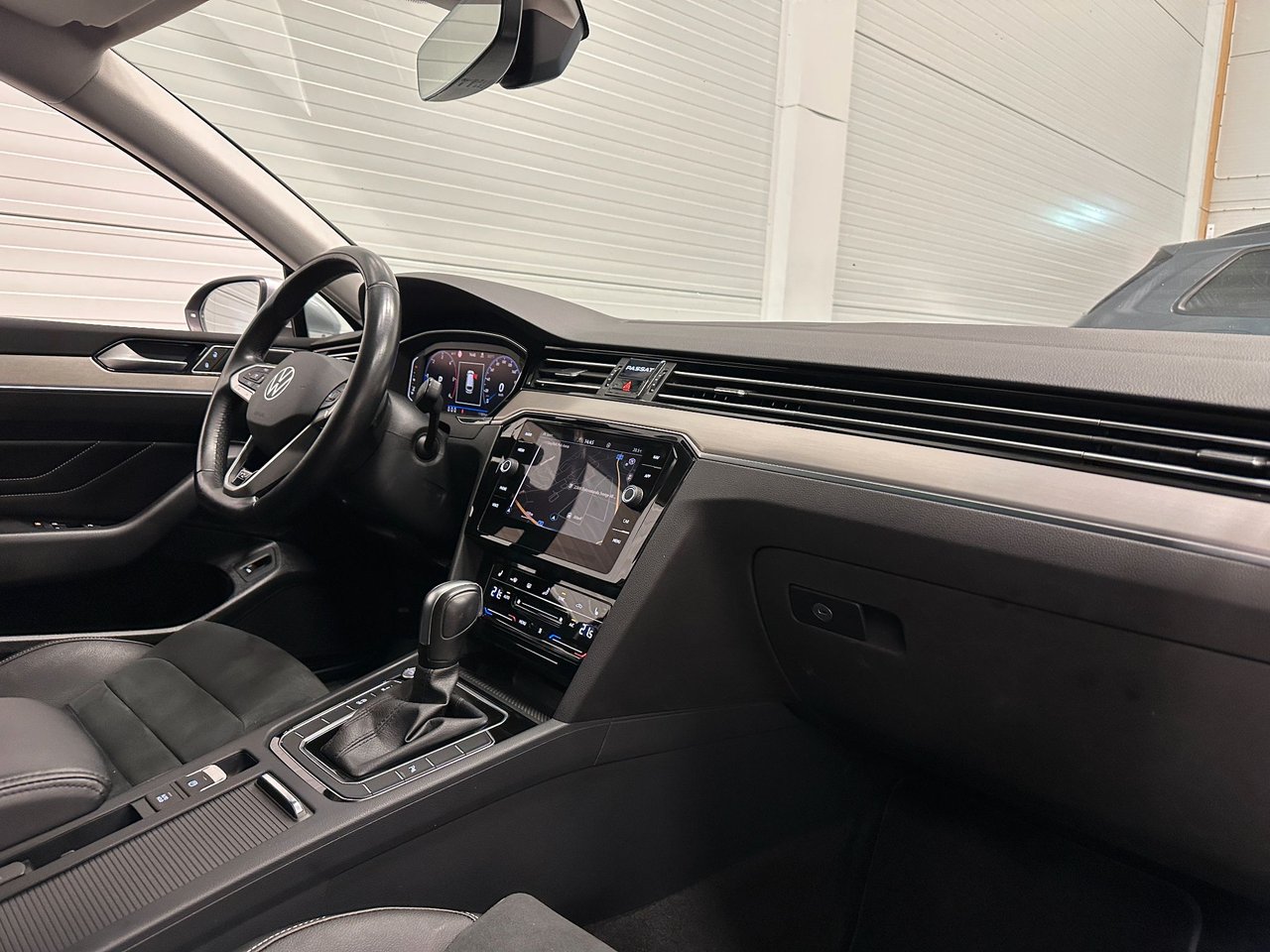 Volkswagen Passat Variant 2.0 TDI DPF SCR 4Motion DSG Sequential, 200hp, 2022