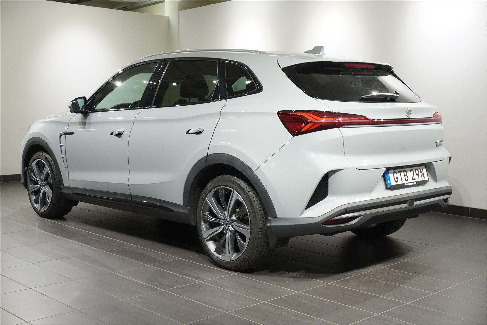 MG Marvel R Automatic, 180hp, 2022