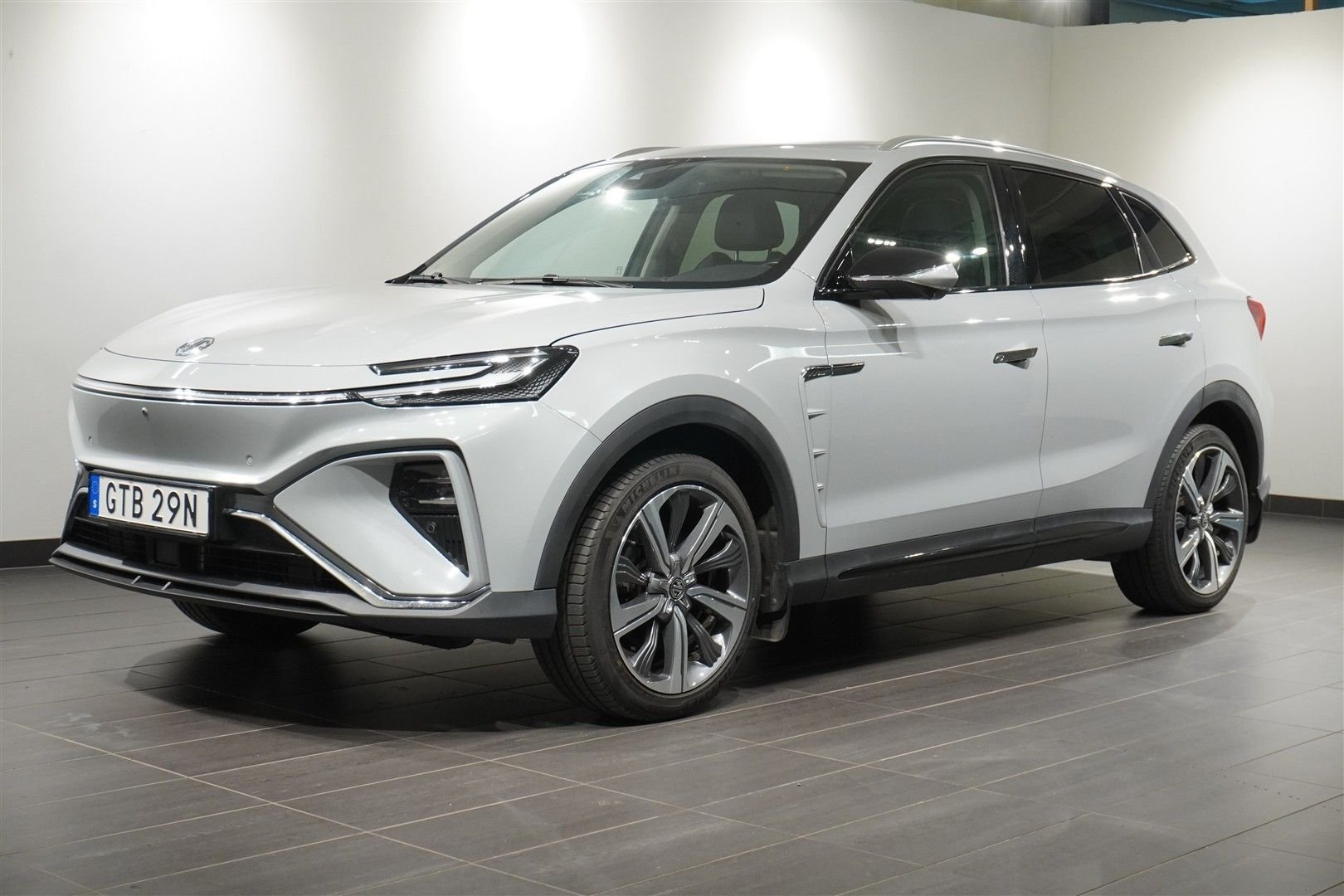 MG Marvel R Automatic, 180hp, 2022