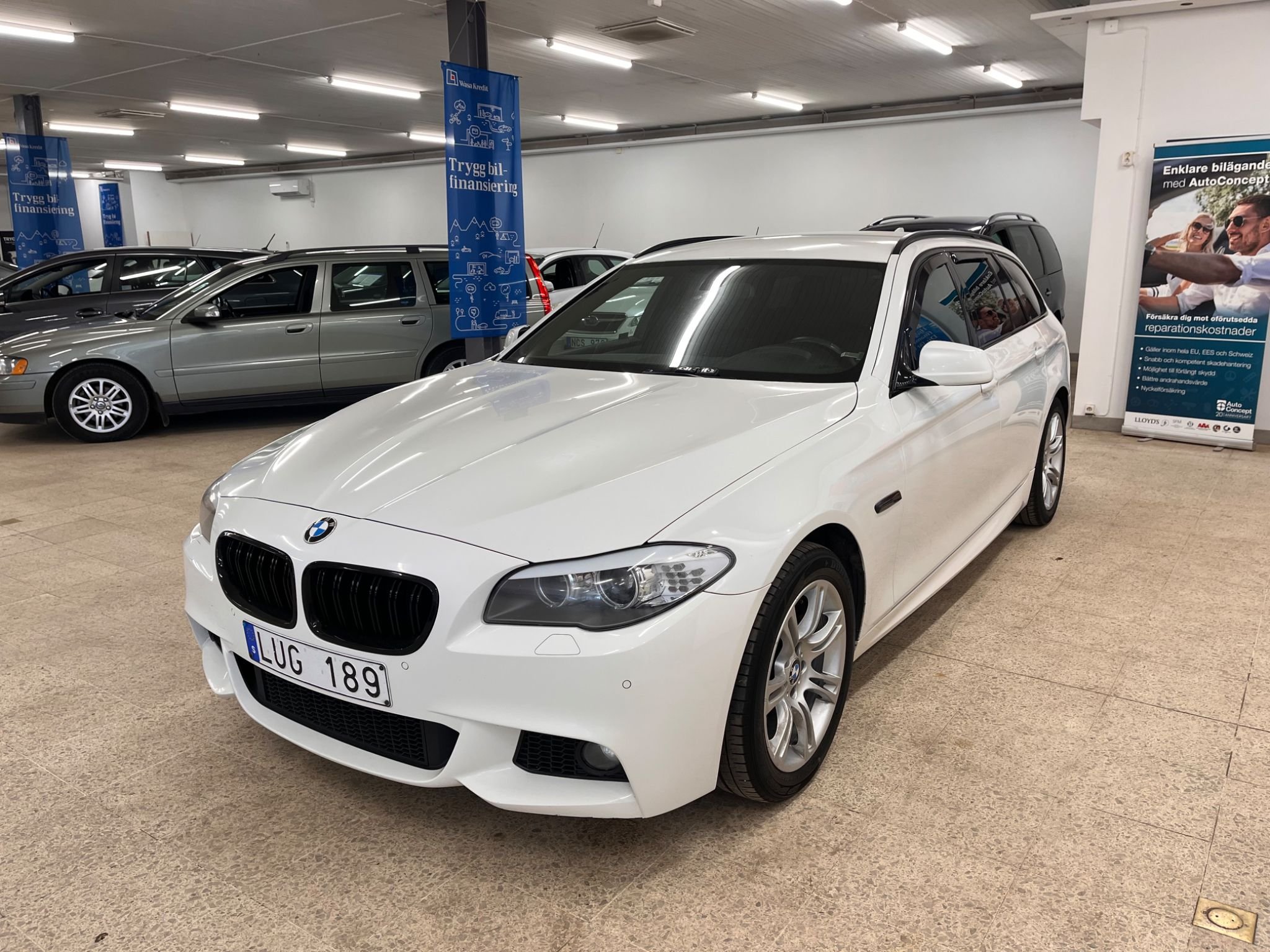 BMW 520d Touring Steptronic, 184hk, 2011