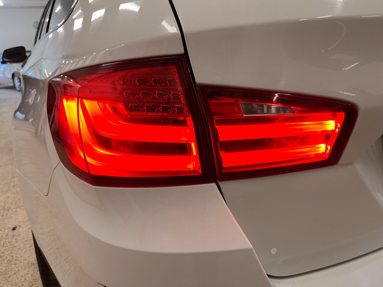 BMW 520d Touring Steptronic, 184hk, 2011
