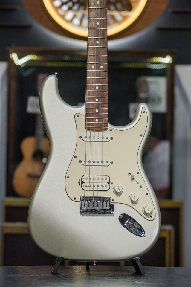 2003 Fender American Series S...