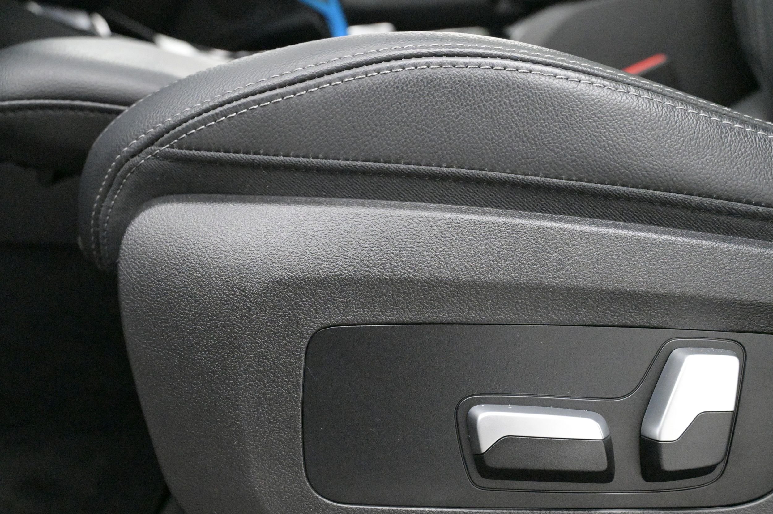 BMW iX3, 286hk, 2023