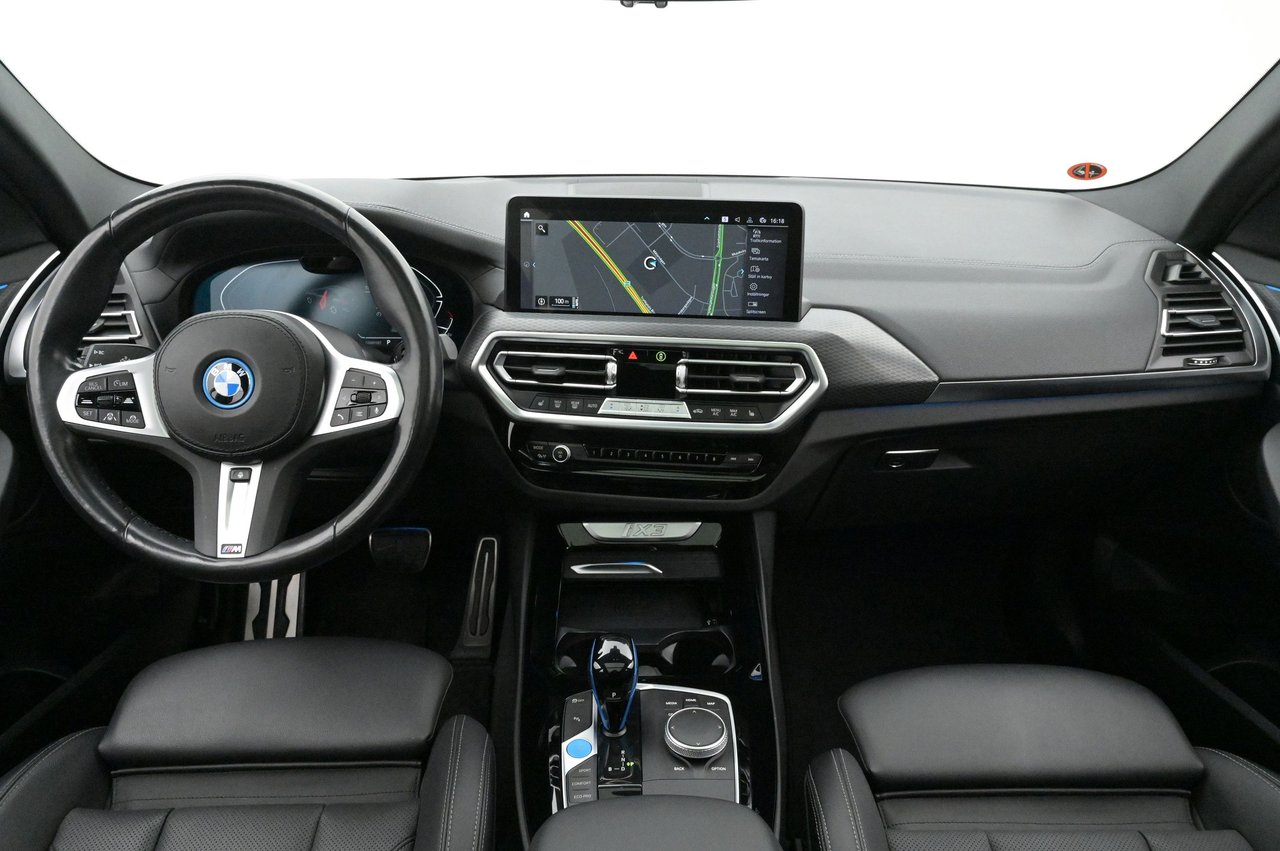 BMW iX3, 286hk, 2023