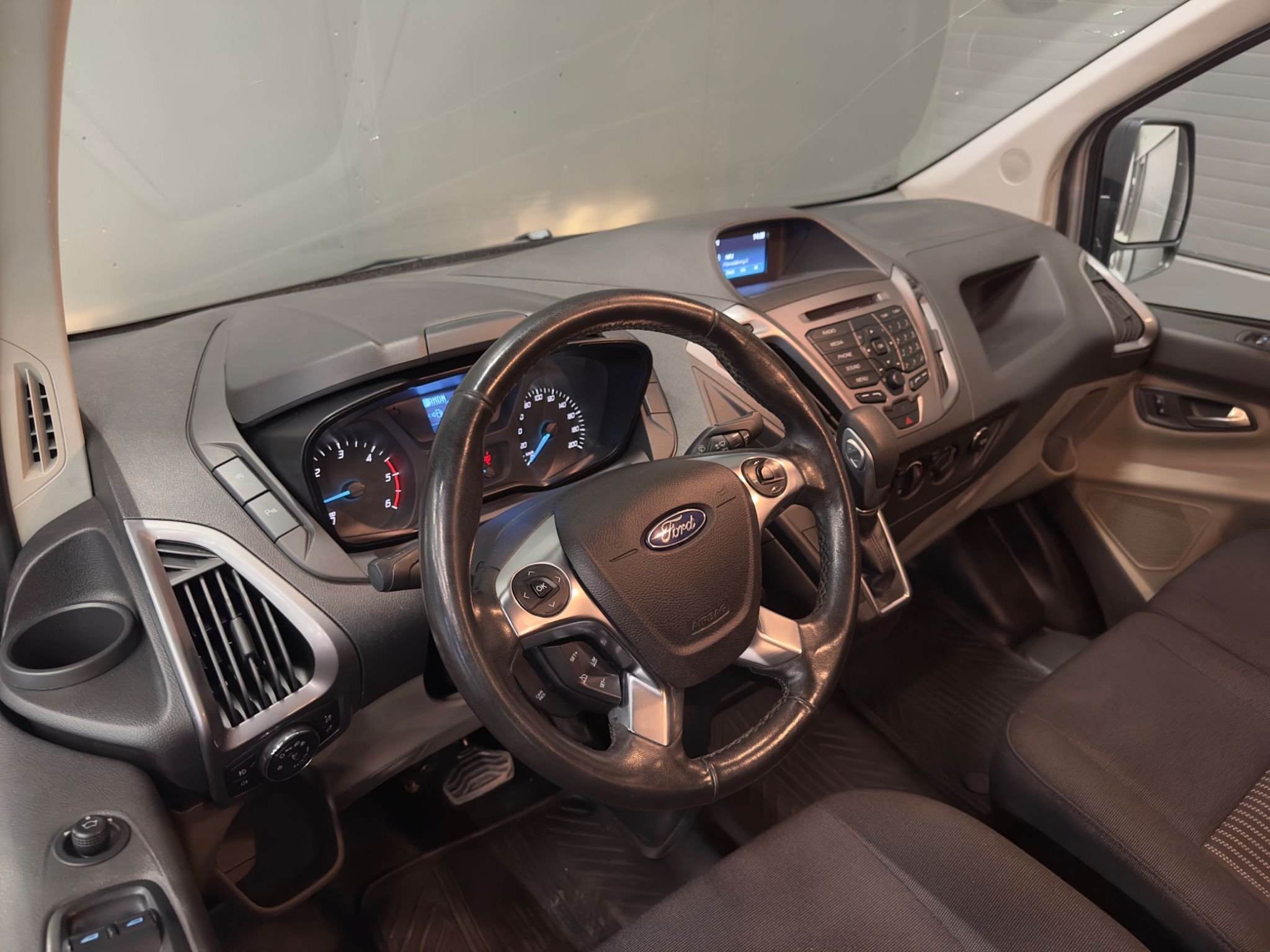 Ford Transit Custom 310 Crew Van 2.0 TDCi SelectShift, 170hk, 2017