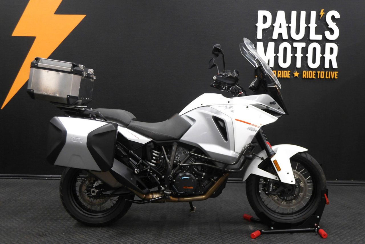 KTM 1290 Super Adventure T *F...