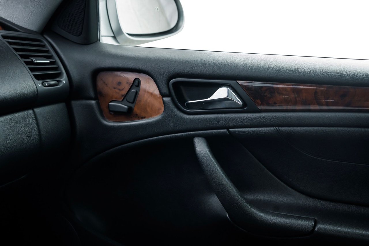 Mercedes-Benz CLK 230 Kompressor Cabriolet Automatisk, 5-trinn, 197hk, 2003