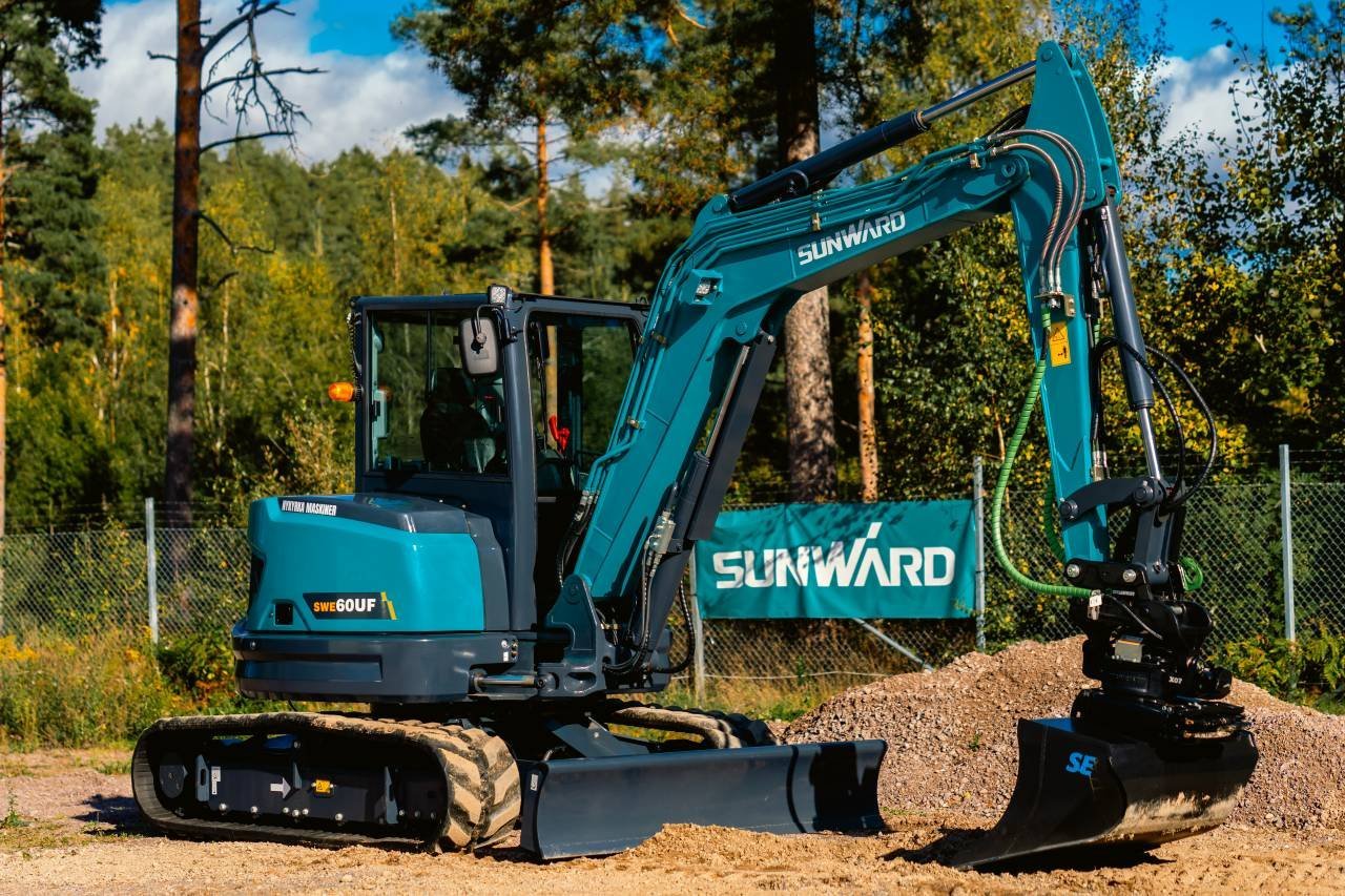 NY! Sunward SWE60UF Grävmaski...