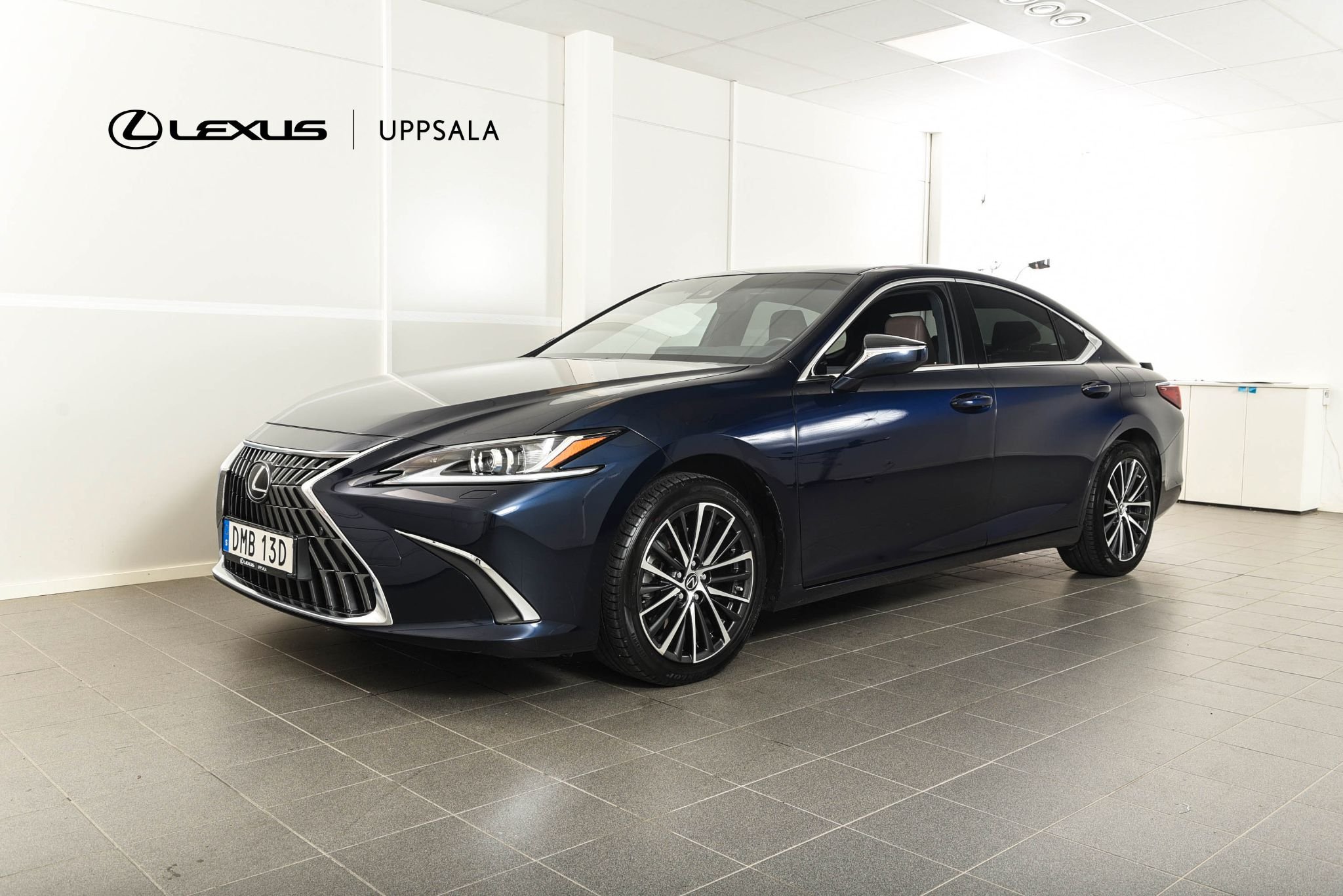 Lexus ES 300h 2.5 E-CVT, 218hk, 2024