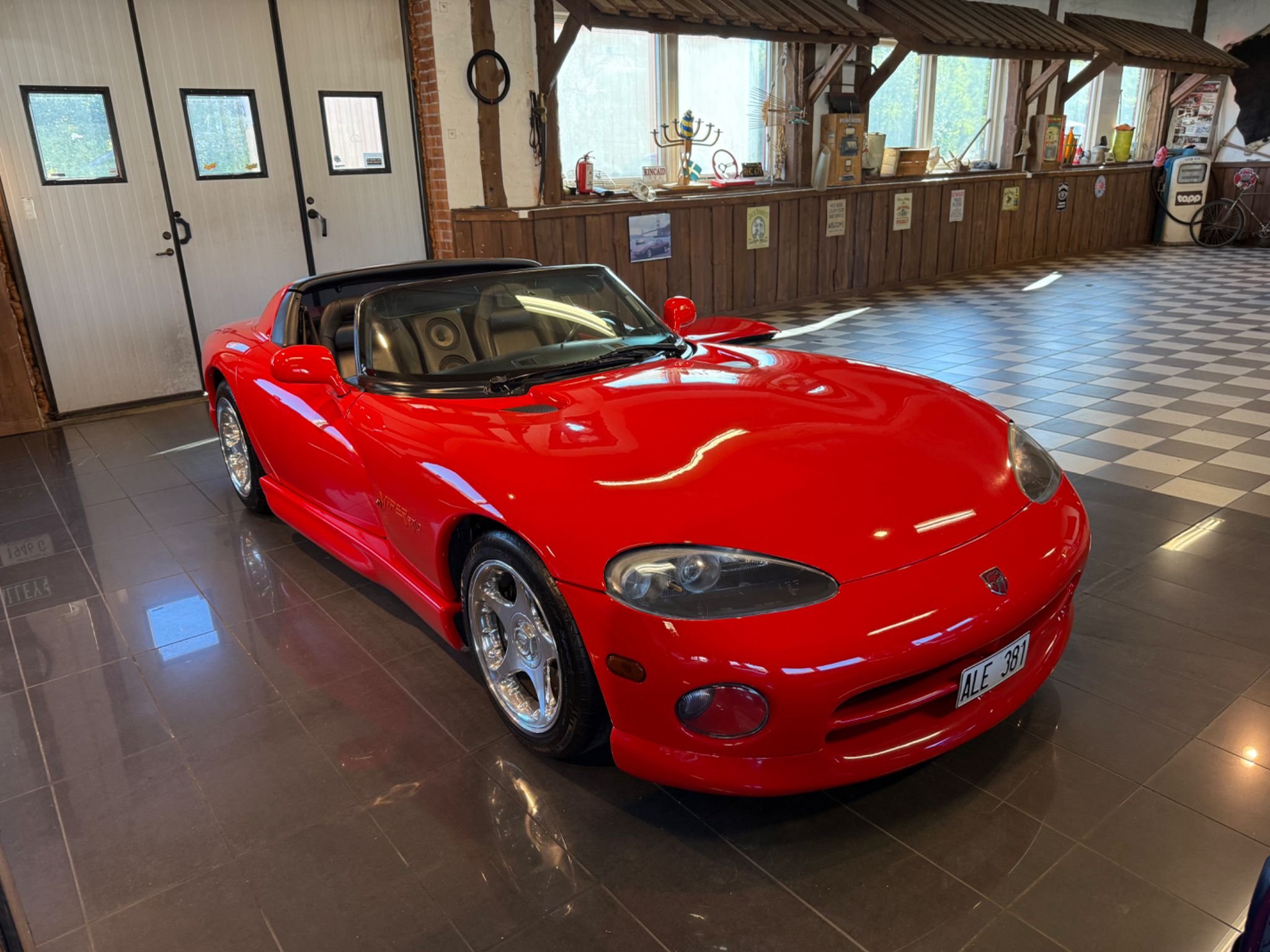 Dodge Viper RT/10 8.0 V10 Manuell, 456hk, 1996