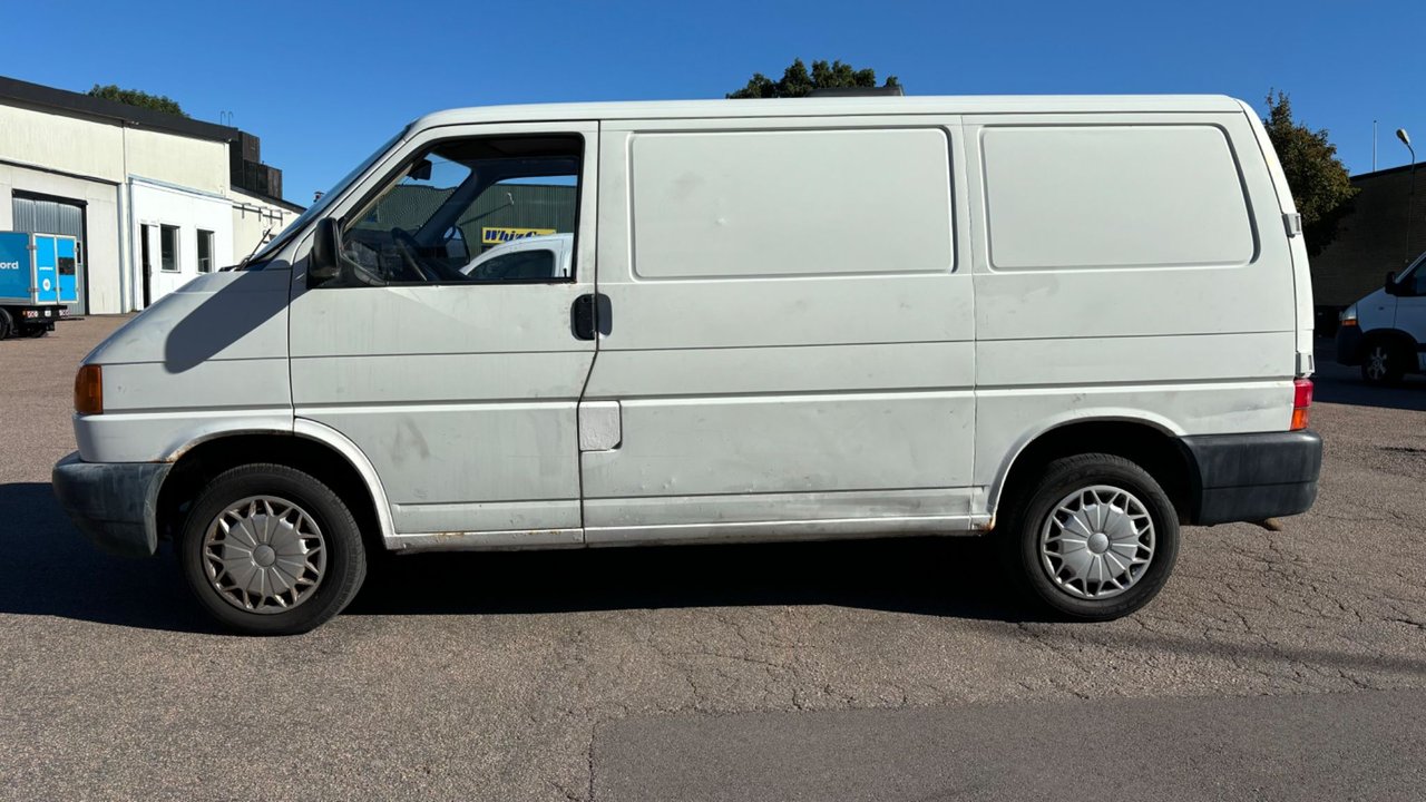 Volkswagen Transporter 2.4t 1...