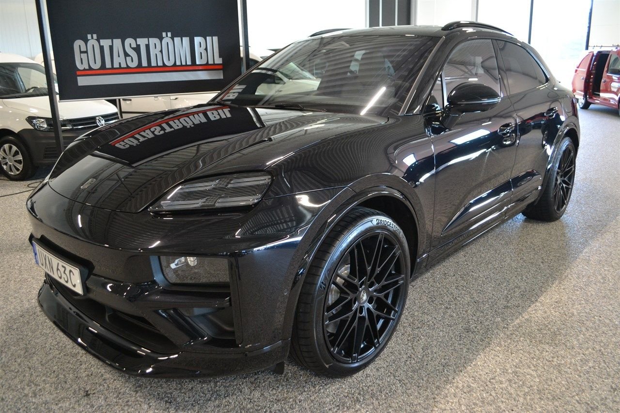 Porsche Macan Turbo Electric, 585hk, 2024