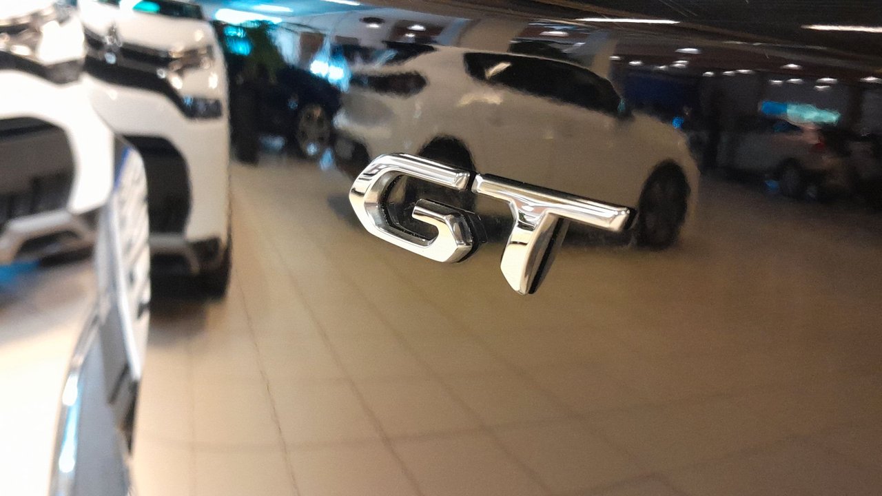 Peugeot 3008 1.2 PureTech 130 EAT, 131hk, 2024