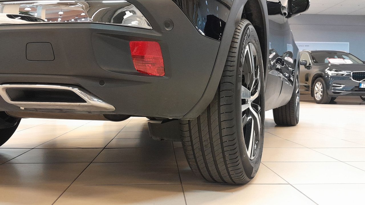 Peugeot 3008 1.2 PureTech 130 EAT, 131hk, 2024