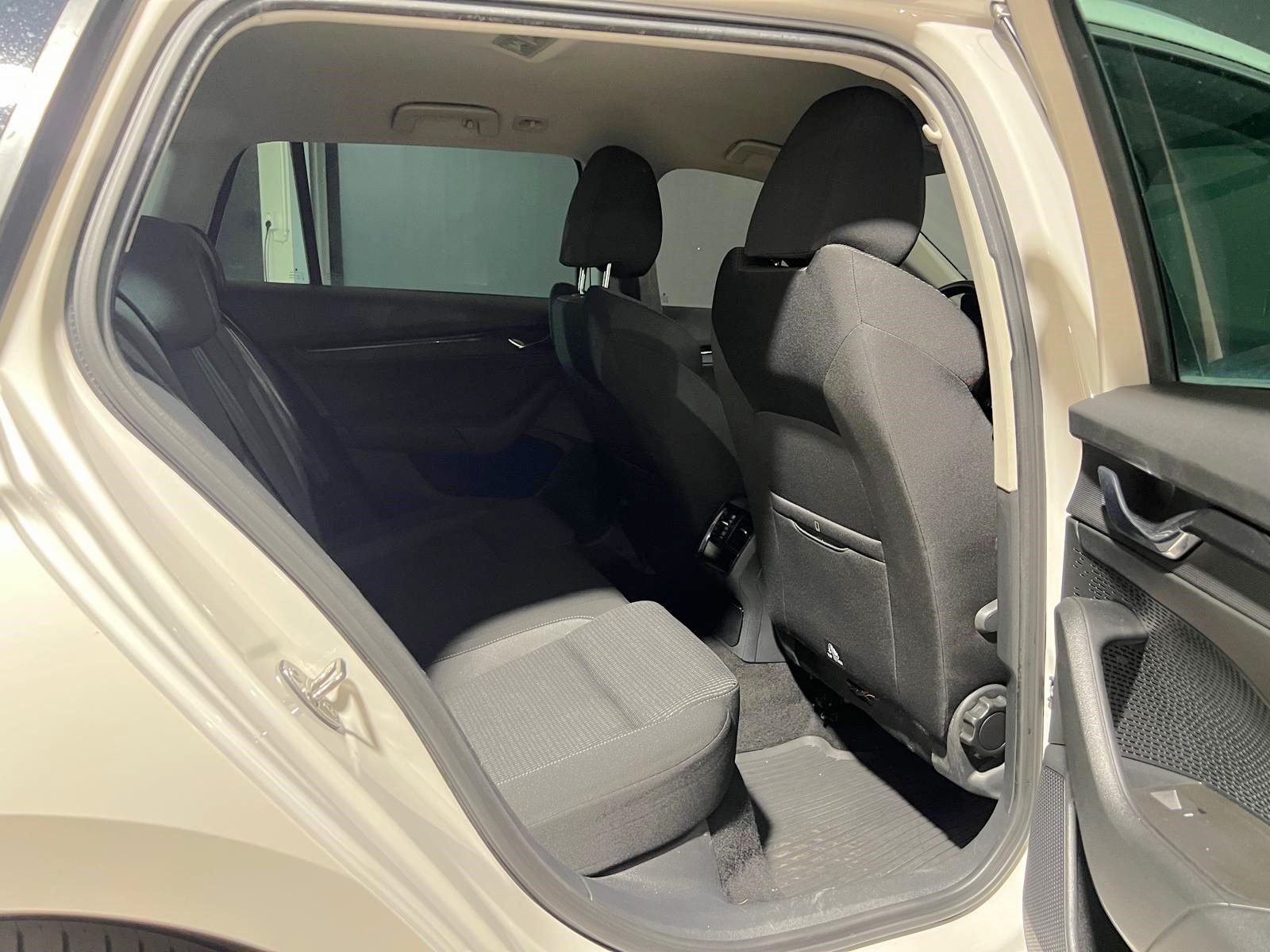 Škoda Octavia Kombi 1.5 TSI G-Tec DSG Sekventiell, 130hk, 2021