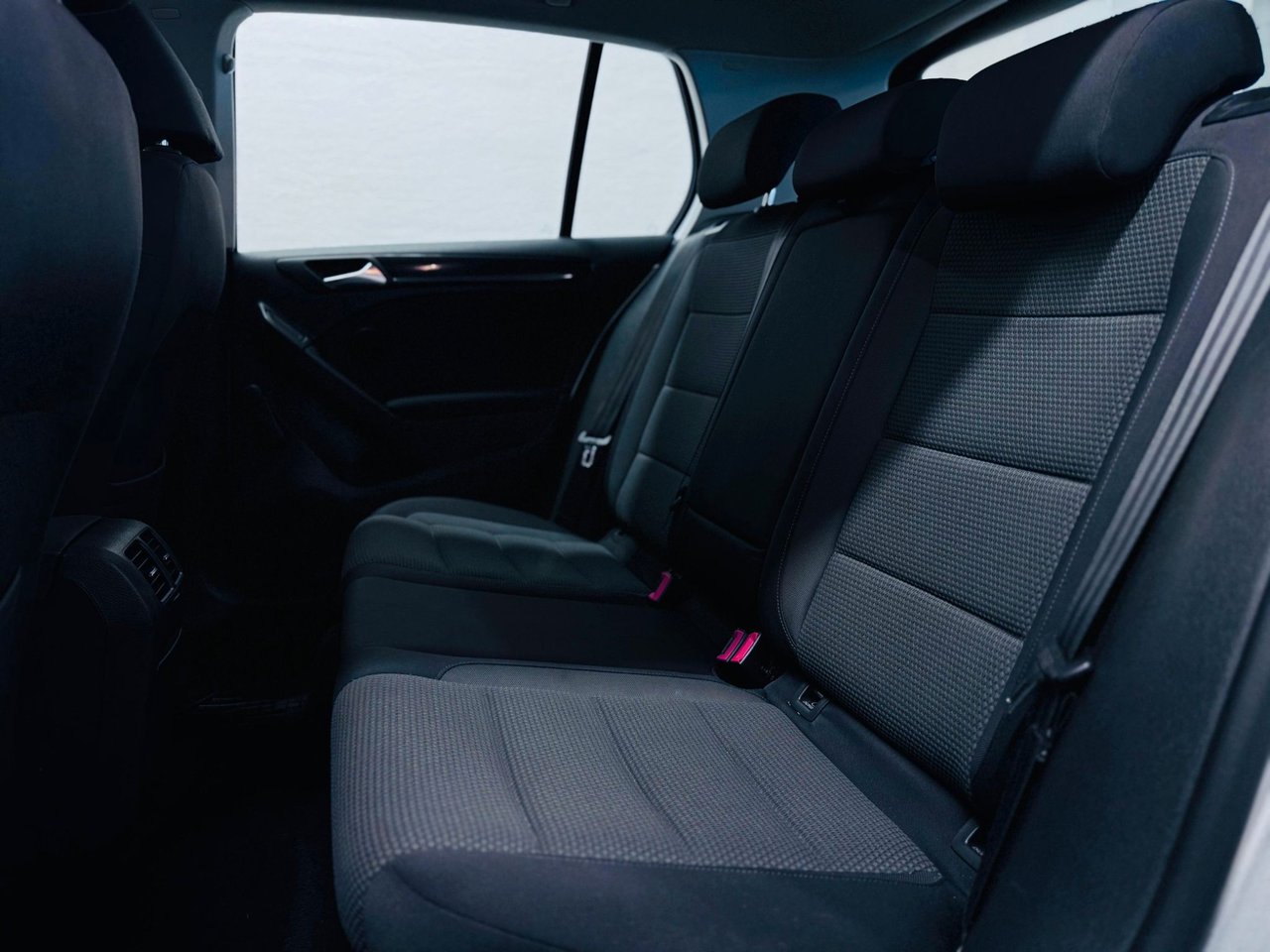 Volkswagen Golf 5-door 1.6 TDI DPF BMT Manual, 105hp, 2013